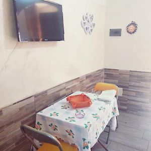 Studio con letto king size